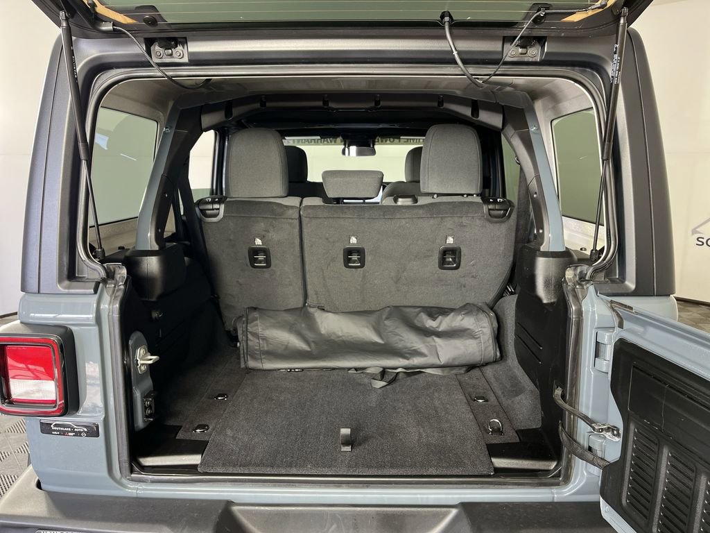 Used 2024 Jeep Wrangler Sport S image 22
