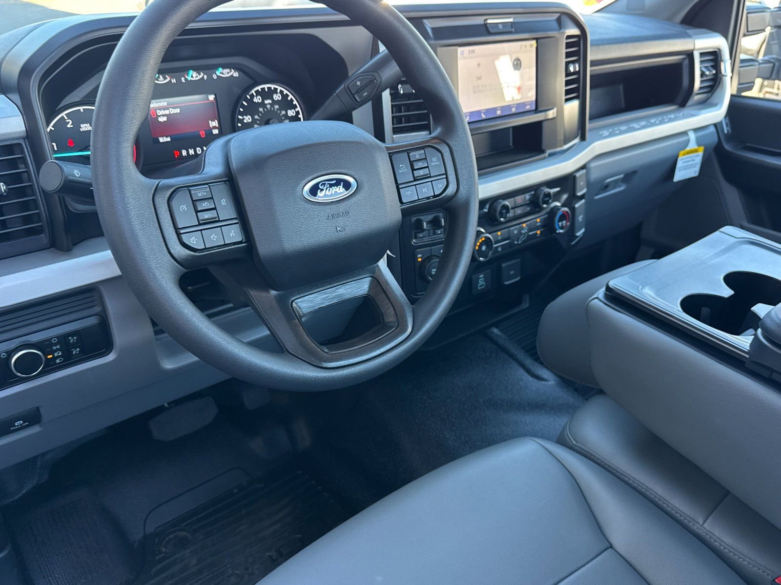 New 2026 Ford F550 4x4 Regular Cab Super Duty image 13