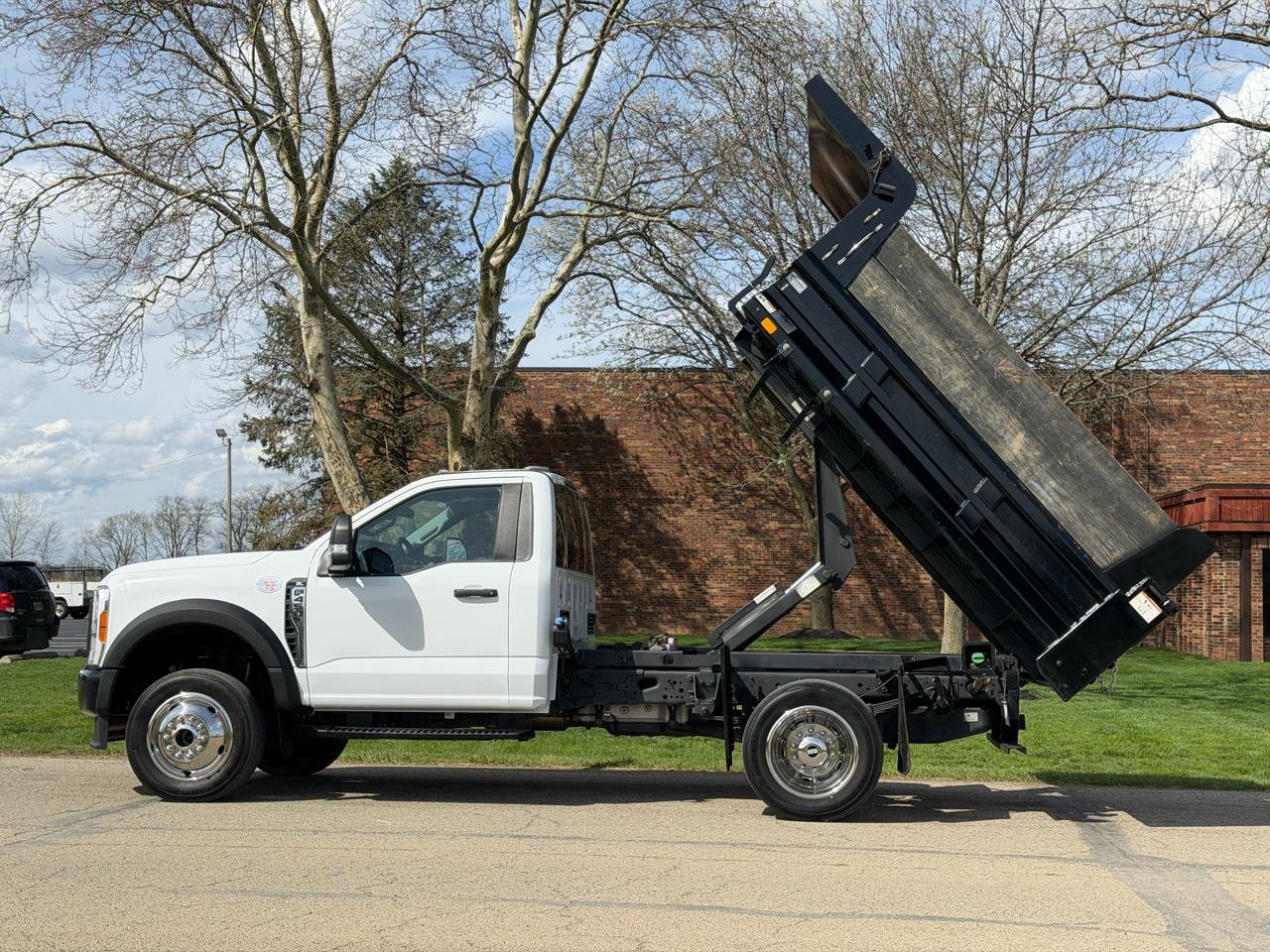 Used 2023 Ford F450 XL w/ Snow Plow Prep Package image 30