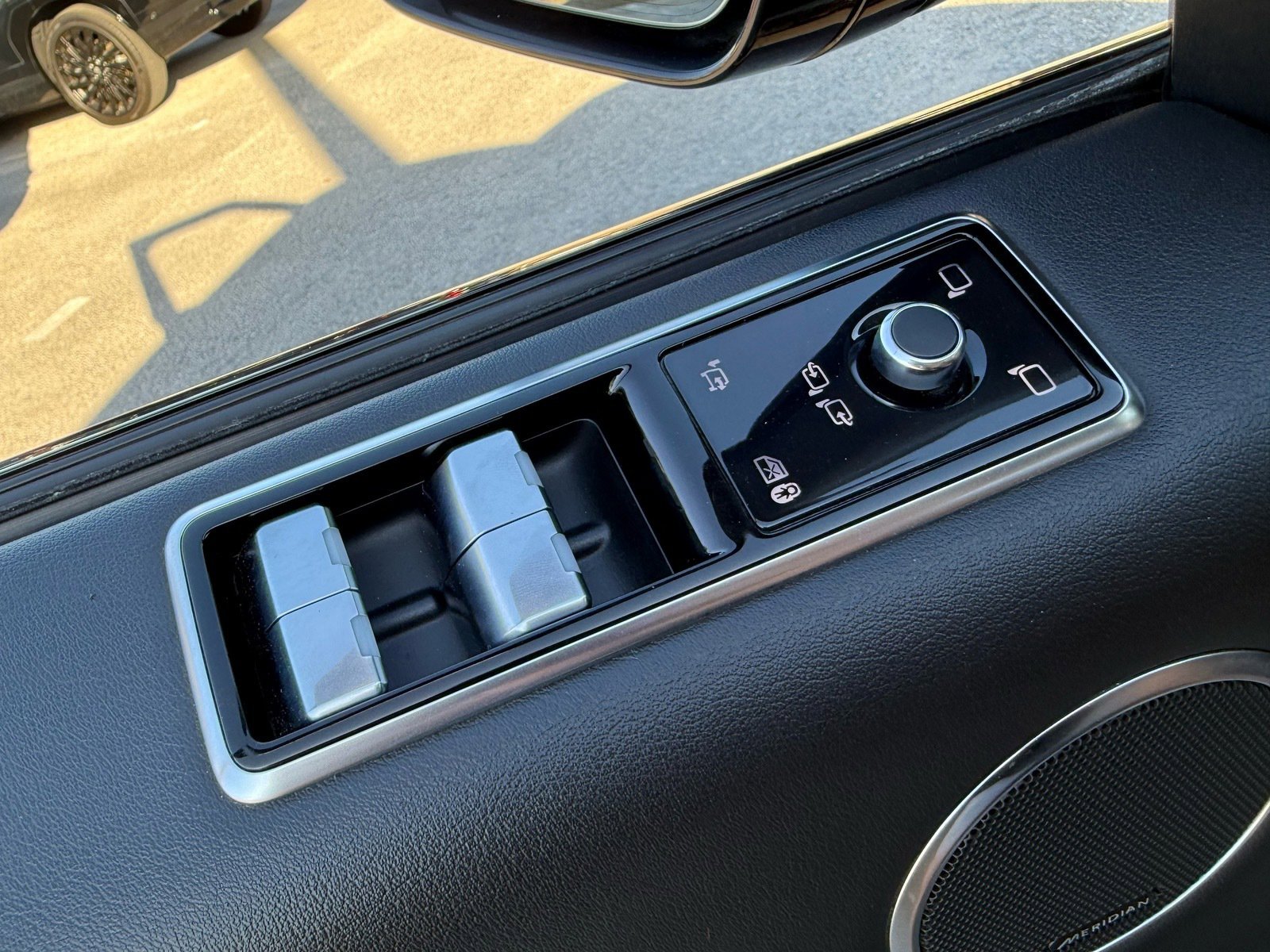 Used 2020 Land Rover Range Rover Sport HSE image 43