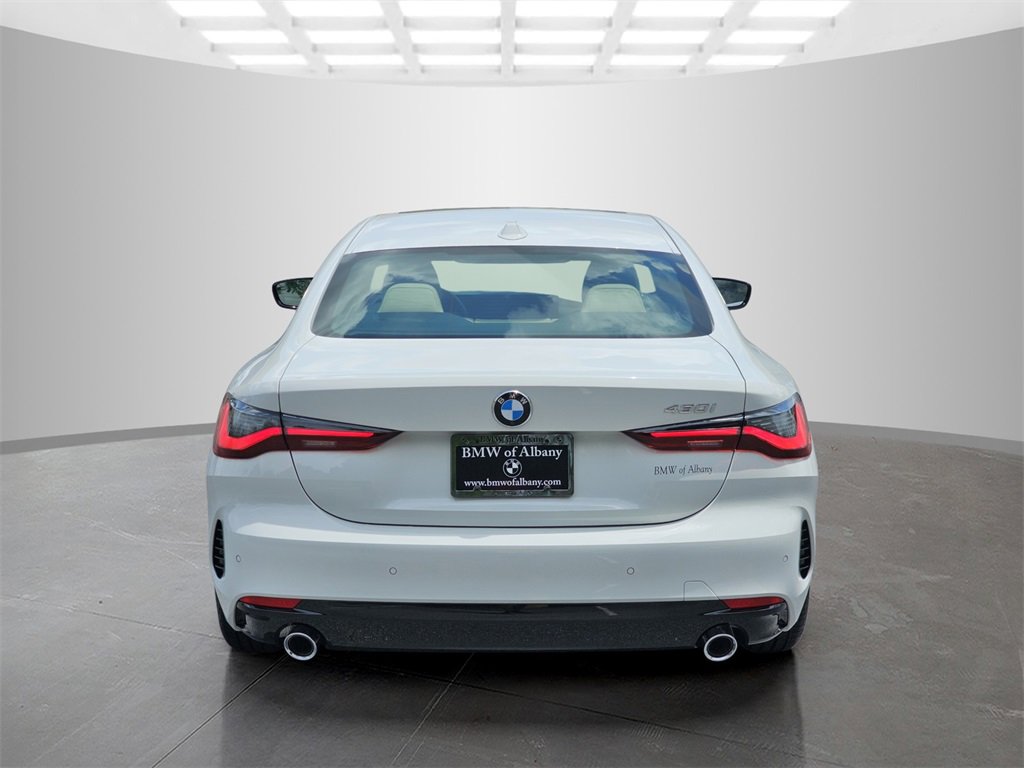 Used 2026 BMW 430i Coupe w/ Convenience Package image 5