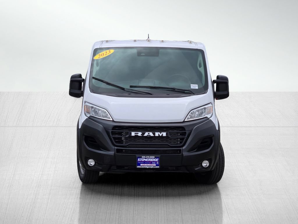Used 2023 RAM ProMaster 2500 w/ Driver Convenience Group FWD image 2