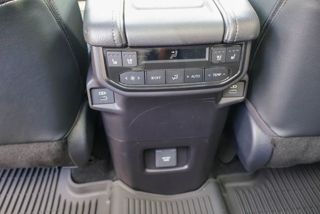 New 2026 Toyota Grand Highlander Platinum image 19