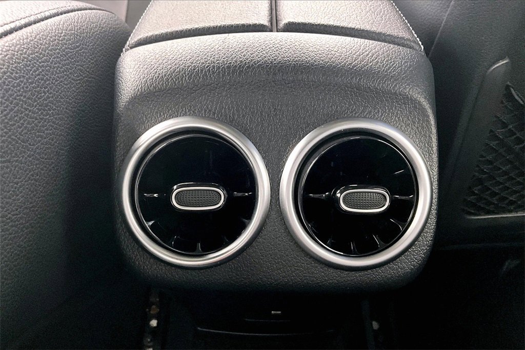 Used 2023 Mercedes-Benz CLA 250 CLA 250 image 25