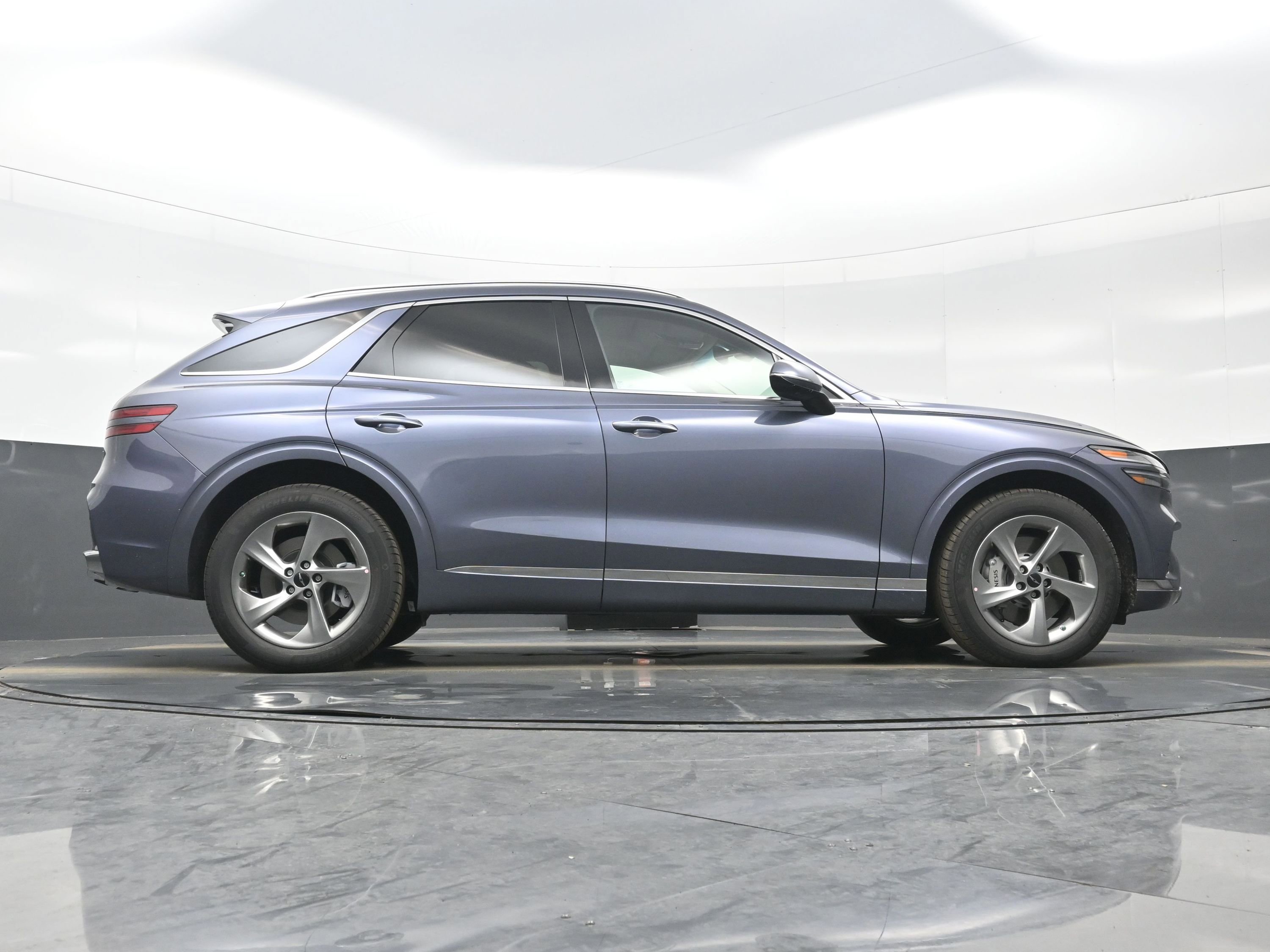 New 2026 Genesis GV70 2.5T Select image 18