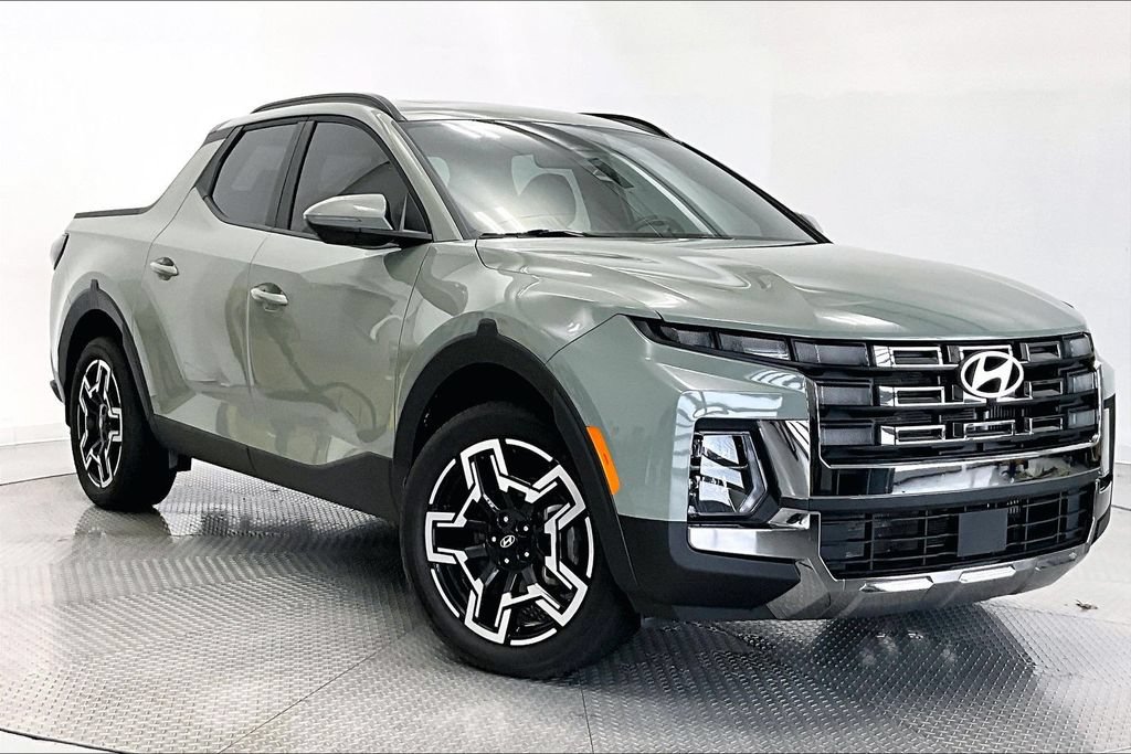 Certified 2025 Hyundai Santa Cruz Limited AWD/4WD image 11
