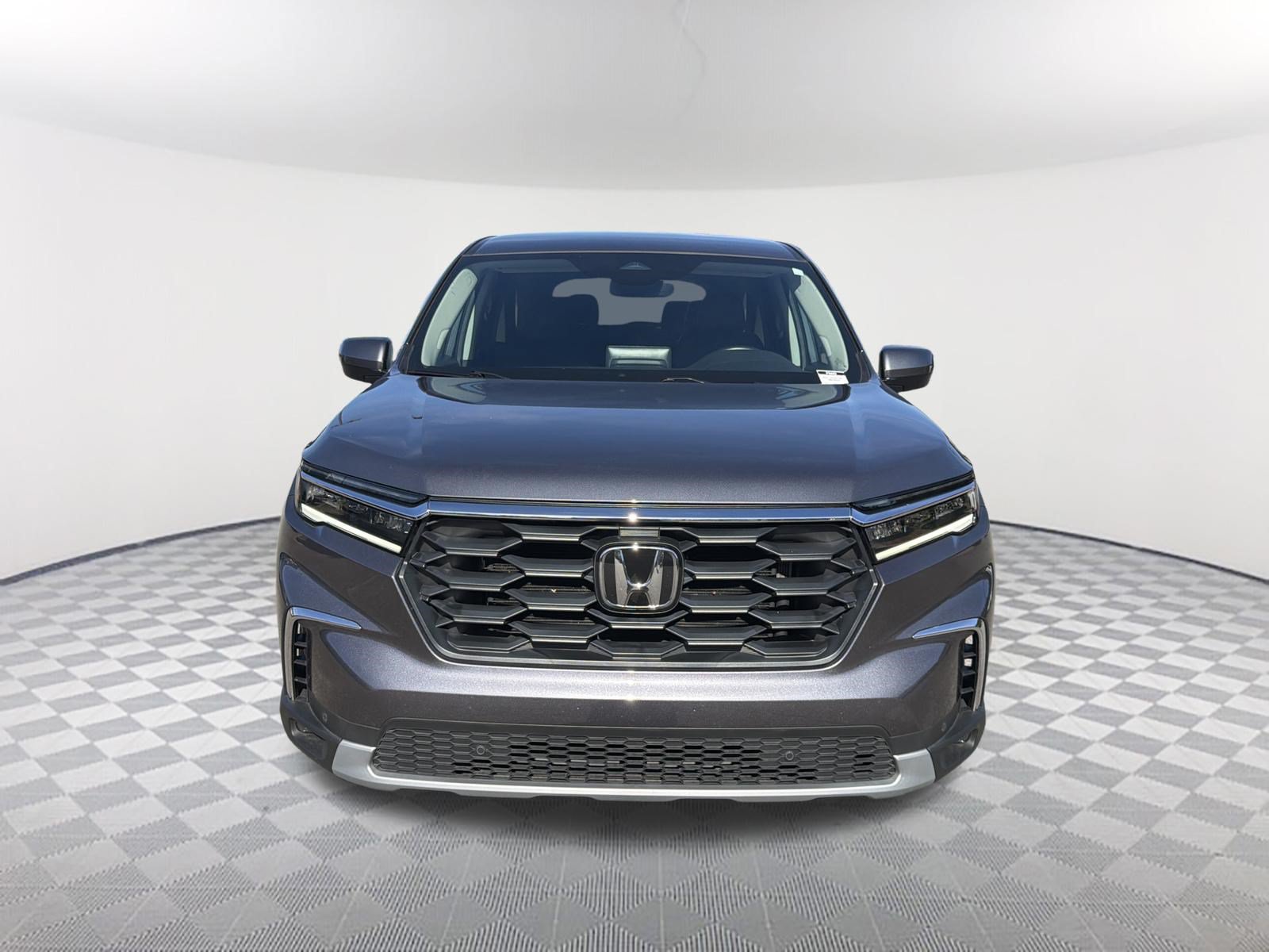 Used 2025 Honda Pilot EX-L image 2