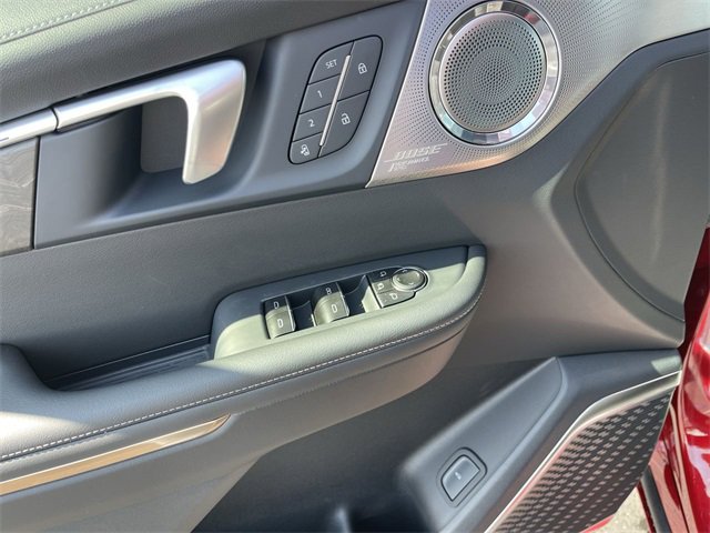 New 2026 Buick Enclave Avenir w/ Super Cruise Package image 13