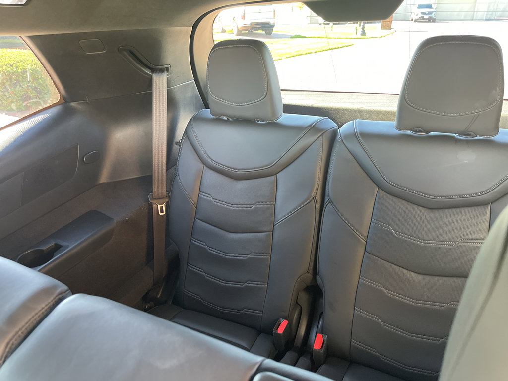 Used 2024 Cadillac XT6 Premium Luxury w/ Platinum Package image 31