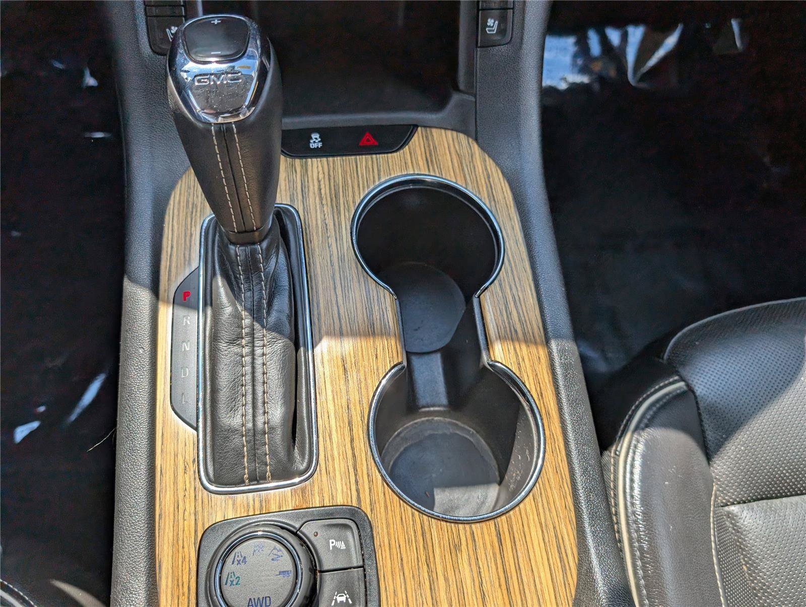 Used 2018 GMC Acadia Denali AWD/4WD image 27