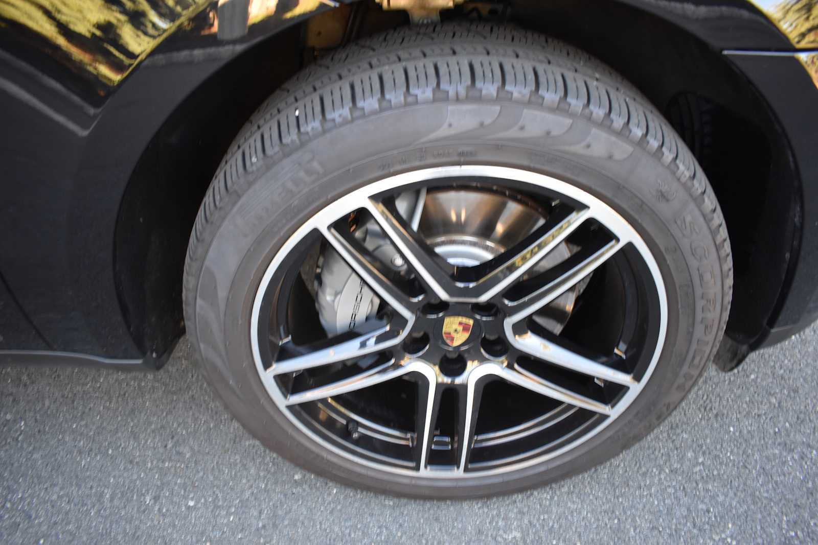 Used 2021 Porsche Macan S AWD/4WD image 23