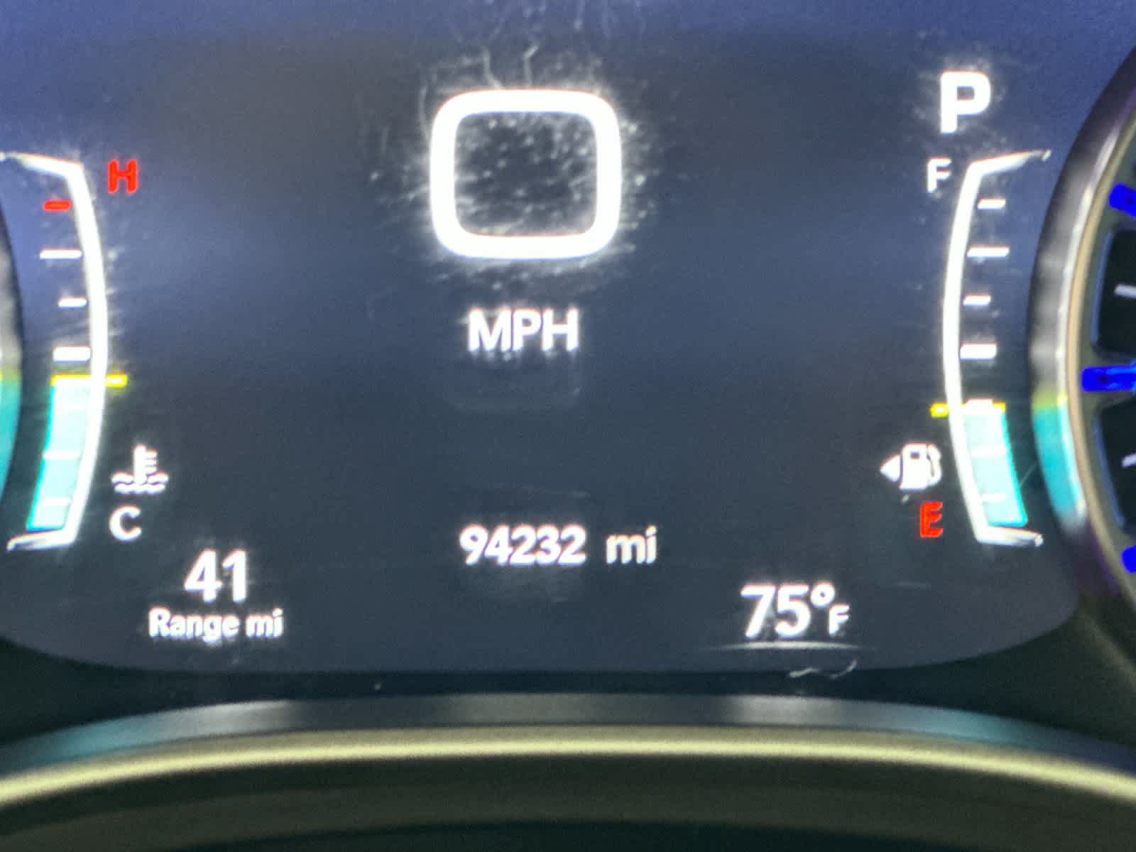 Used 2022 Chrysler Pacifica Touring-L FWD image 27