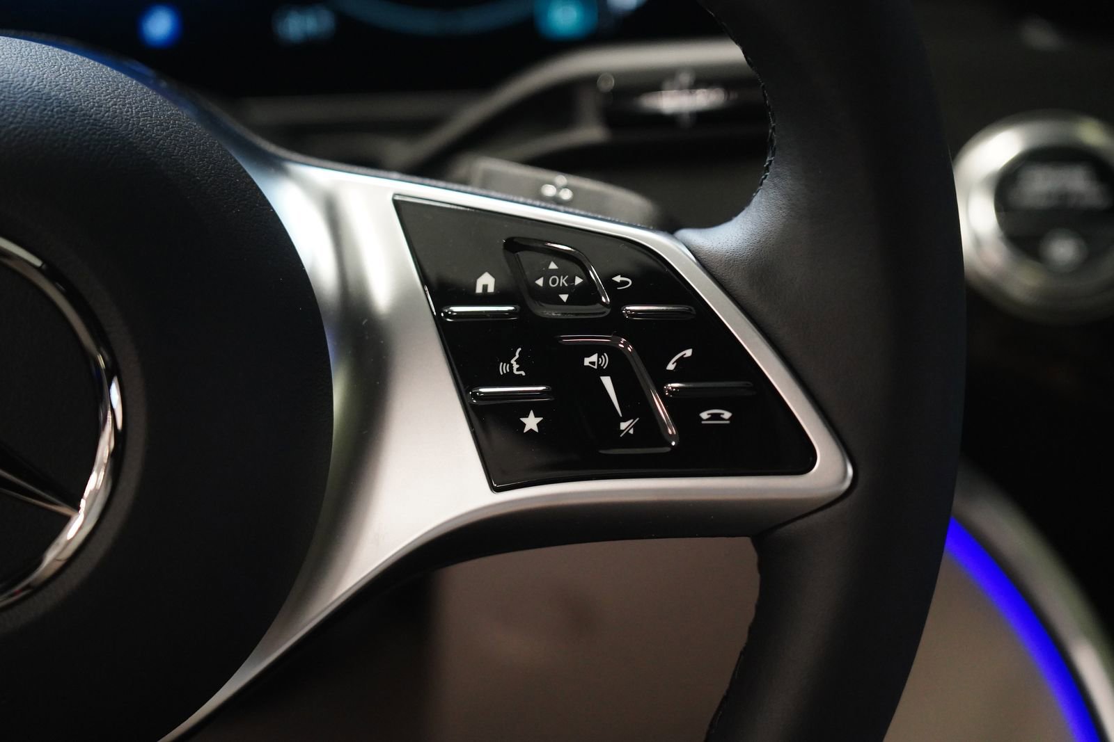 New 2026 Mercedes-Benz C 300 4MATIC Sedan image 20