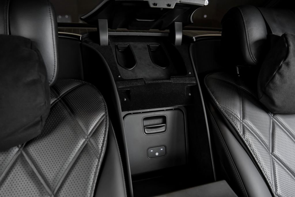 Used 2024 Mercedes-Benz Maybach S 680 4MATIC image 44