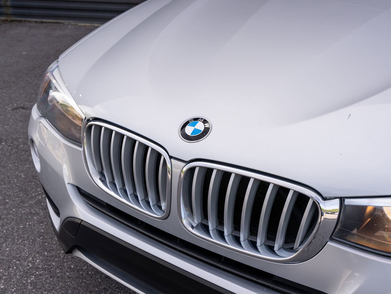 Used 2017 BMW X3 sDrive28i RWD image 8