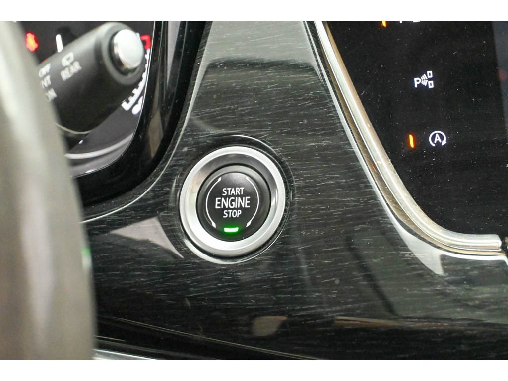 Used 2022 Cadillac XT6 Premium Luxury w/ Technology Package image 55