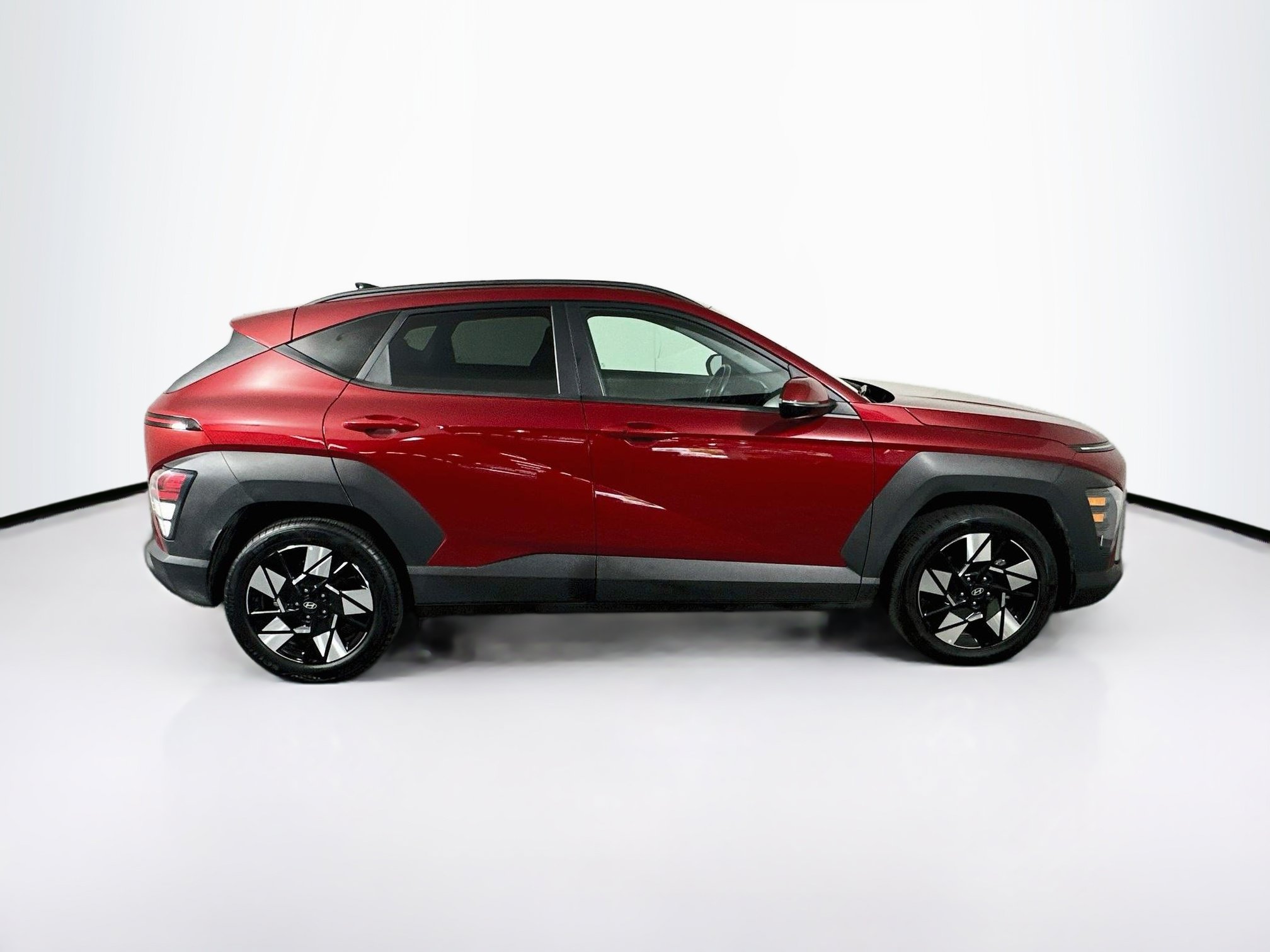 Used 2025 Hyundai Kona SEL FWD image 10
