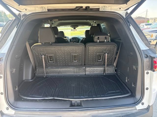 Used 2023 Chevrolet Traverse LT FWD image 29