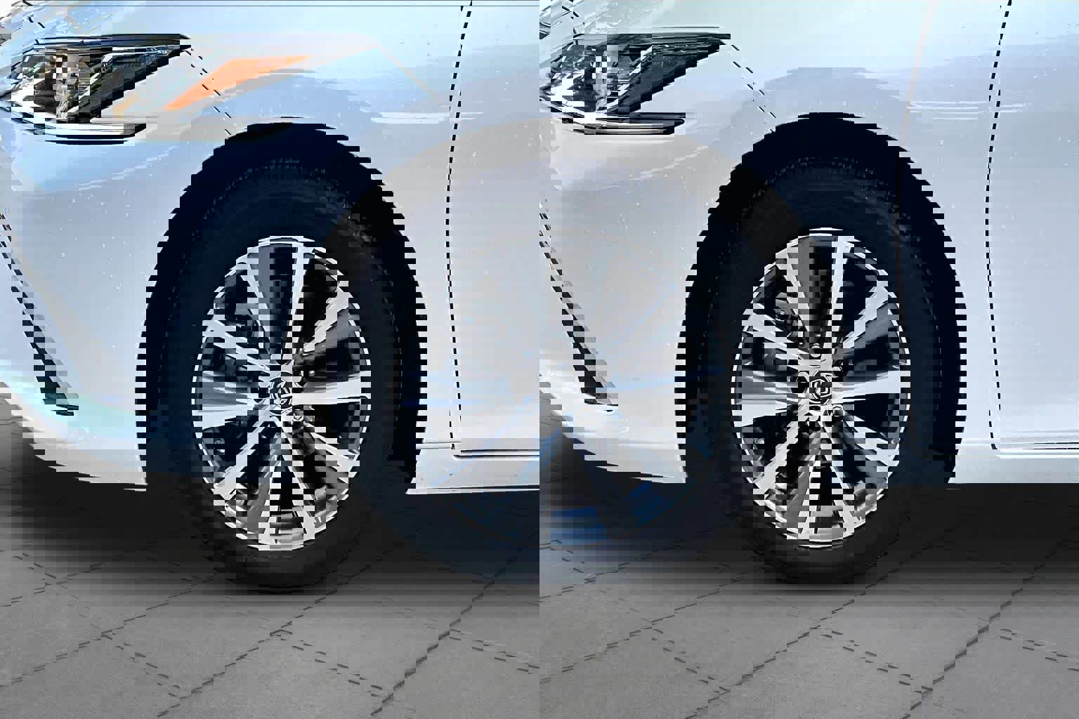 Used 2021 Lexus ES 350 w/ Premium Package image 10