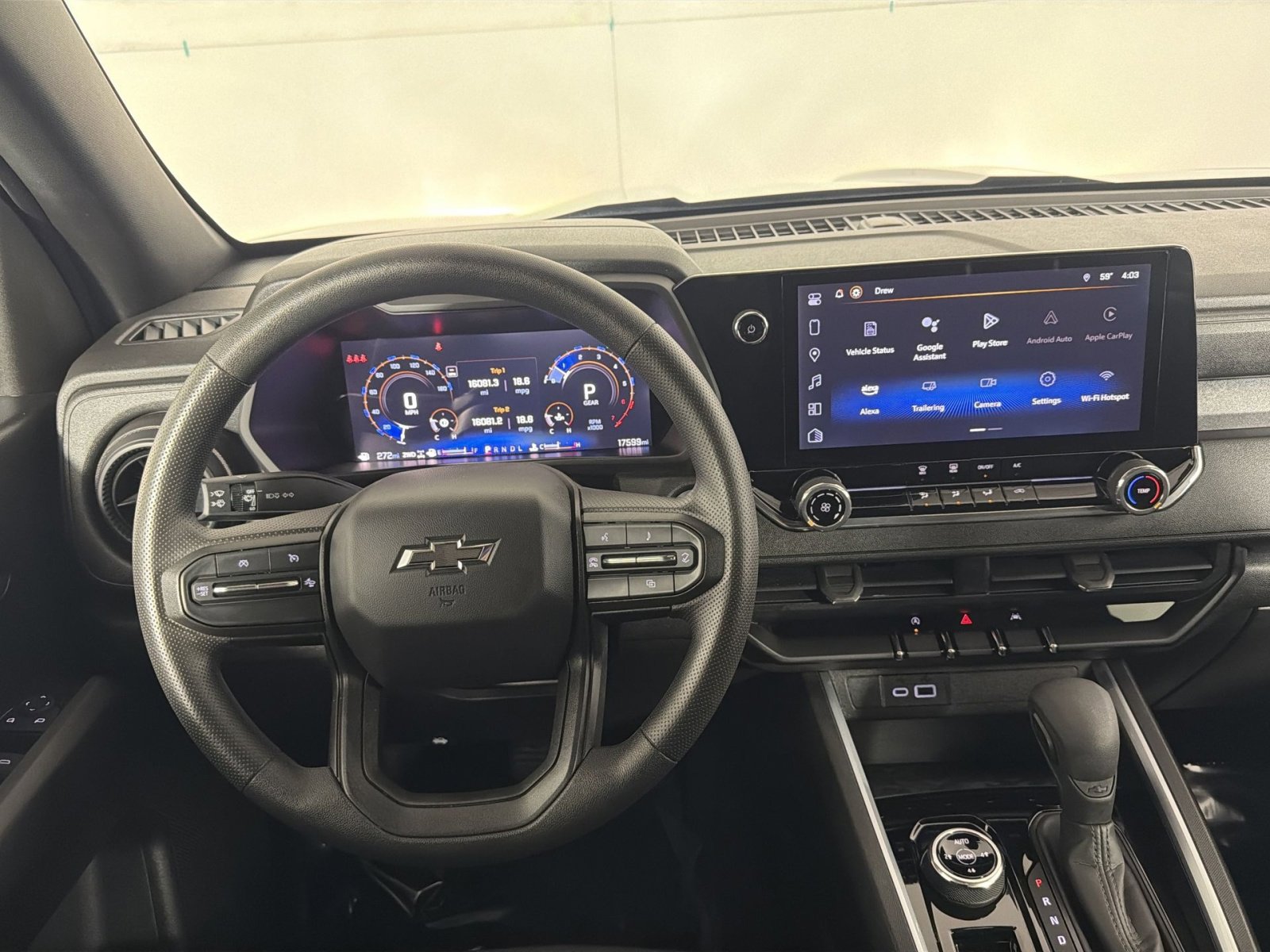 Used 2024 Chevrolet Colorado Trail Boss w/ Technology Package image 16