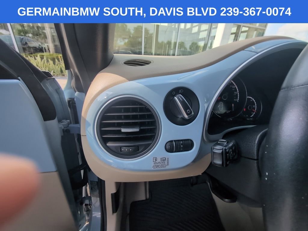 Used 2014 Volkswagen Beetle TDI FWD image 22