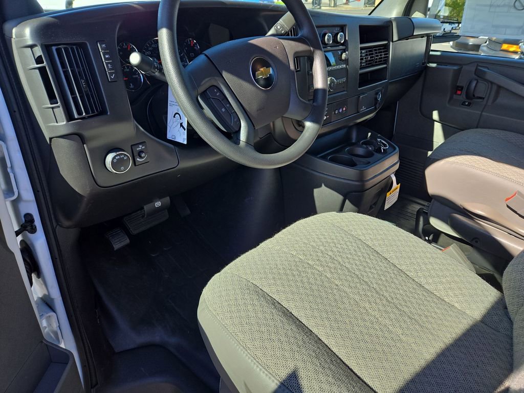 New 2026 Chevrolet Express 2500 w/ Driver Convenience Package image 2