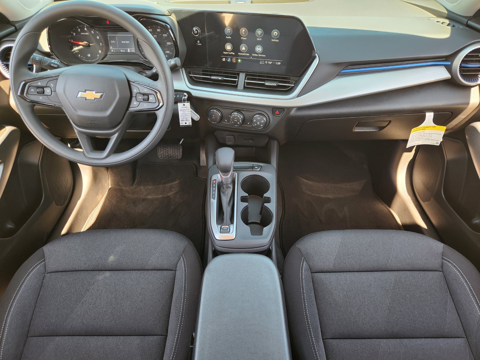 New 2026 Chevrolet Trax LS w/ LS Convenience Package FWD image 23