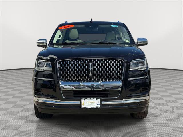 Used 2024 Lincoln Navigator L Black Label AWD/4WD image 2