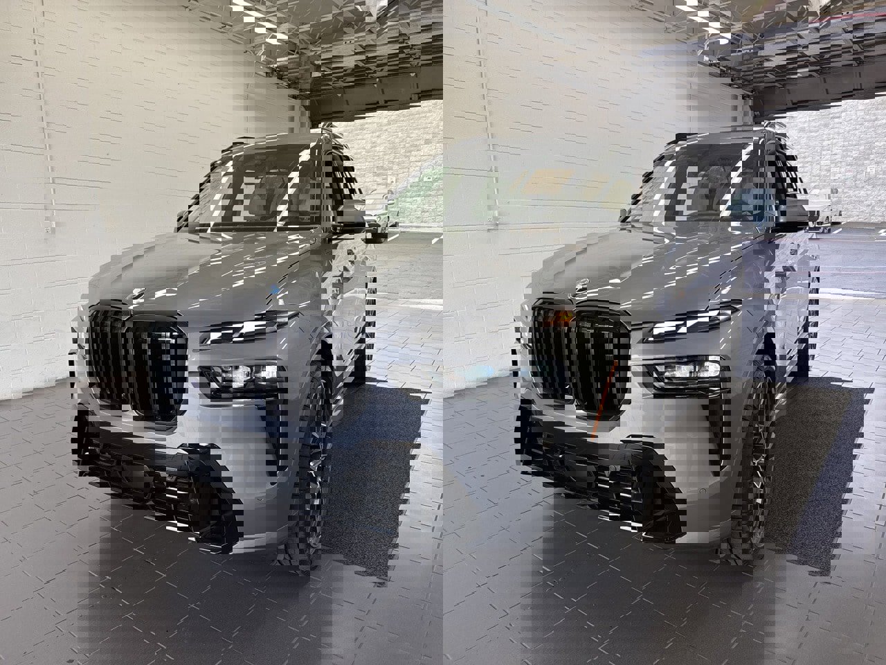 New 2026 BMW X7 xDrive40i w/ M Sport Package image 3