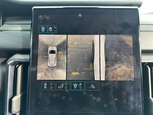 Used 2024 GMC Acadia AT4 image 56