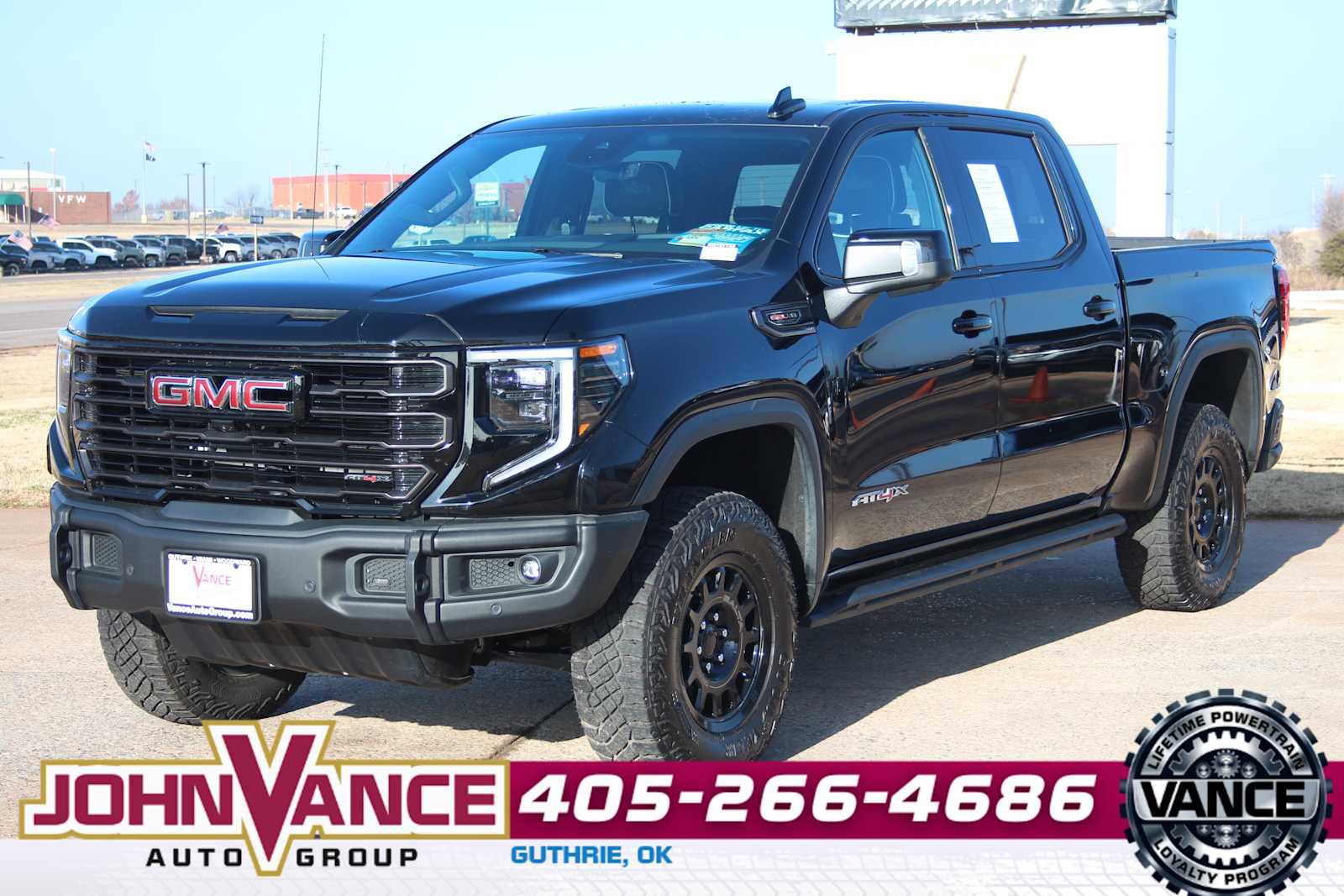 Used 2024 GMC Sierra 1500 AT4X w/ AT4X AEV Edition image 3
