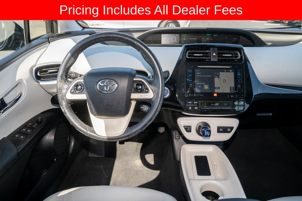 Used 2016 Toyota Prius Four Touring w/ Premium Convenience Package FWD image 6