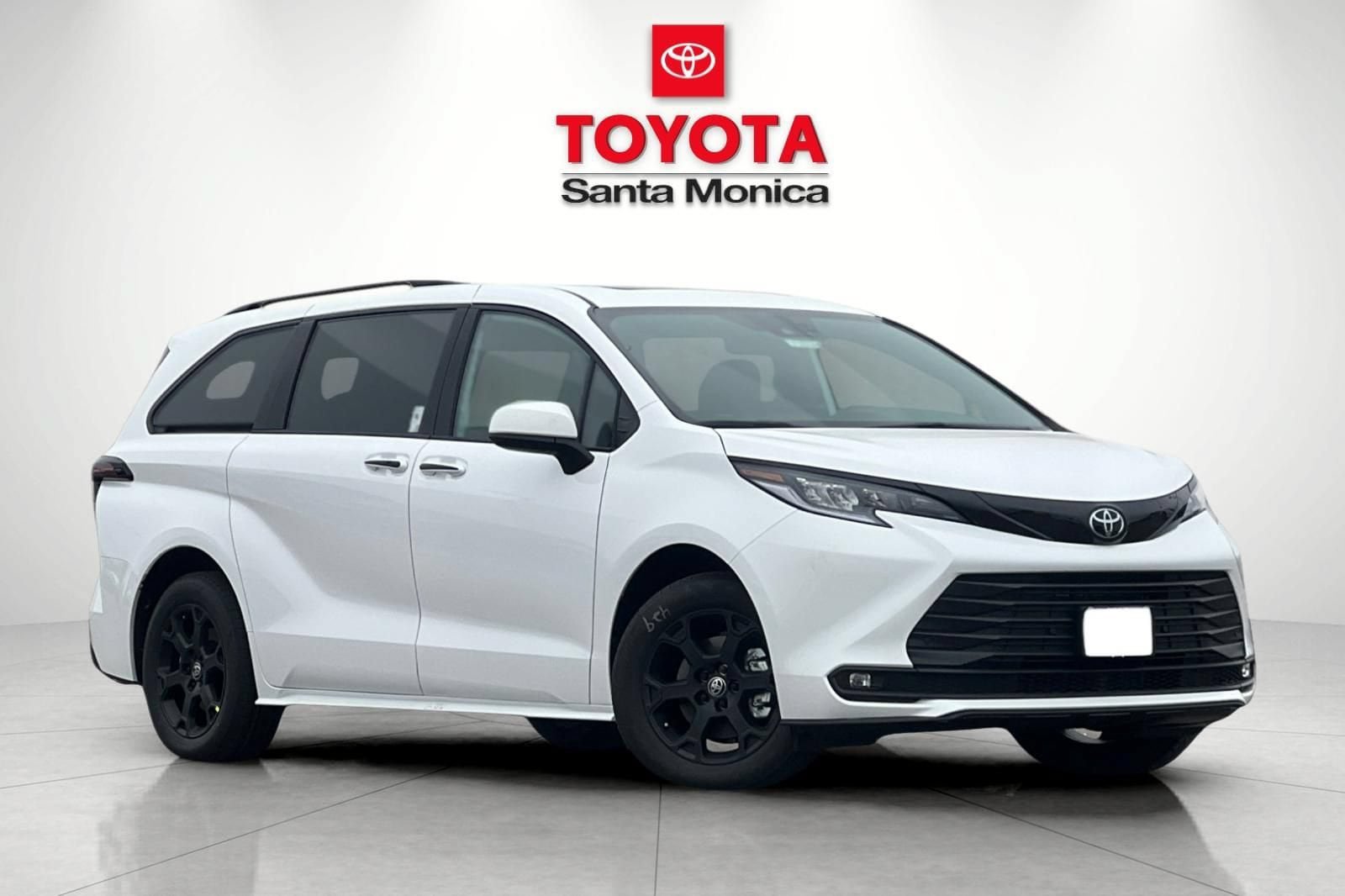 New 2026 Toyota Sienna XLE Woodland Edition AWD/4WD image 1