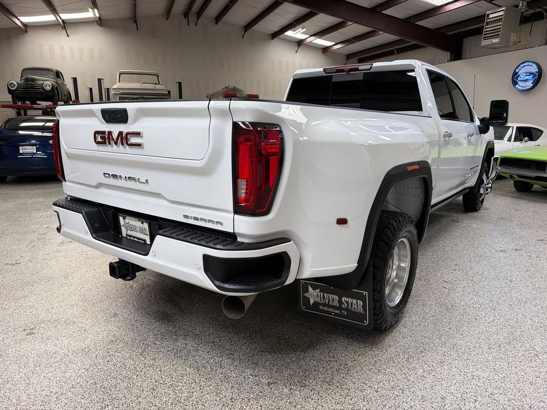 Used 2023 GMC Sierra 3500 Denali AWD/4WD image 7