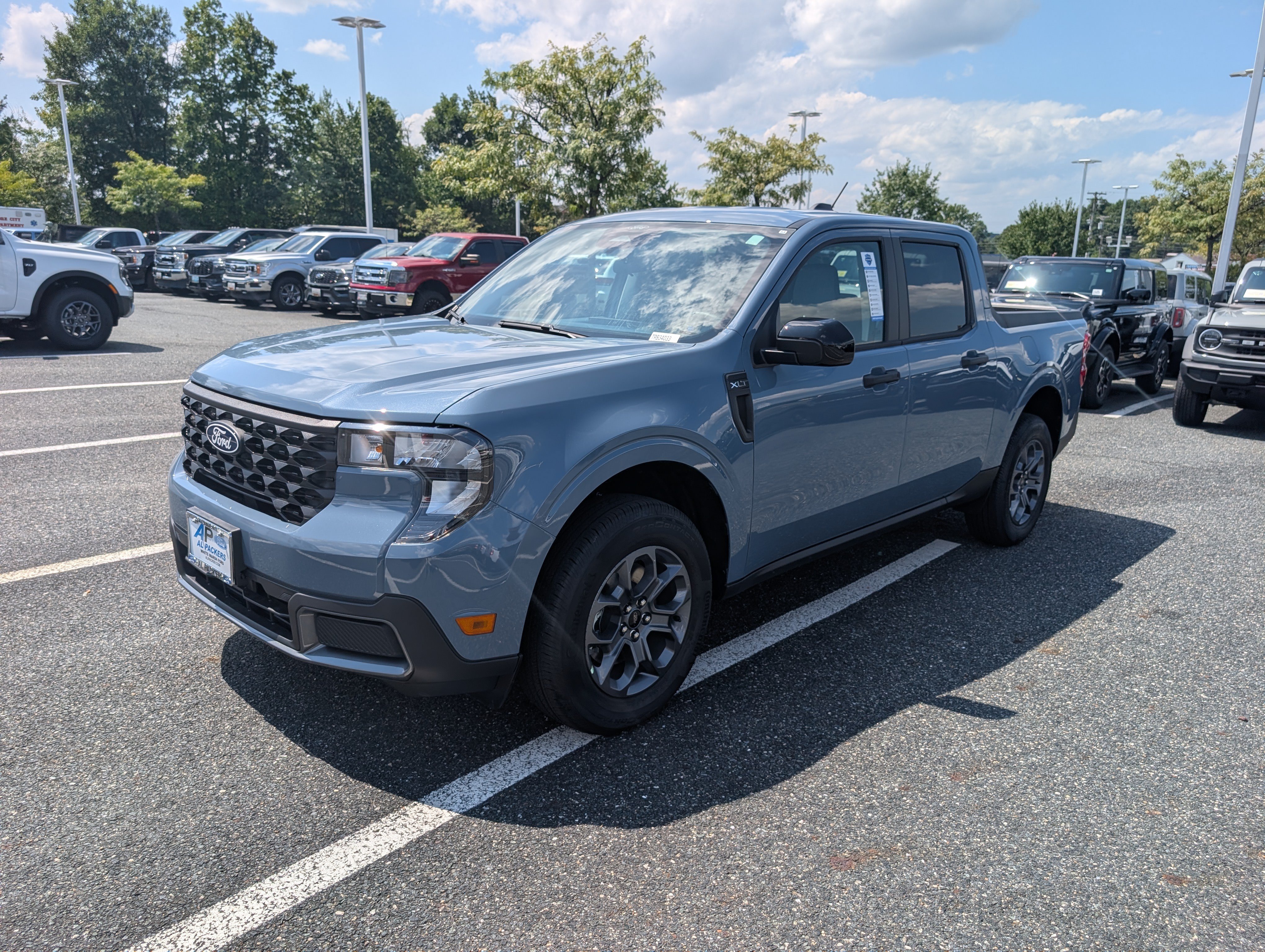 New 2026 Ford Maverick XLT w/ Equipment Group 301A AWD/4WD image 4