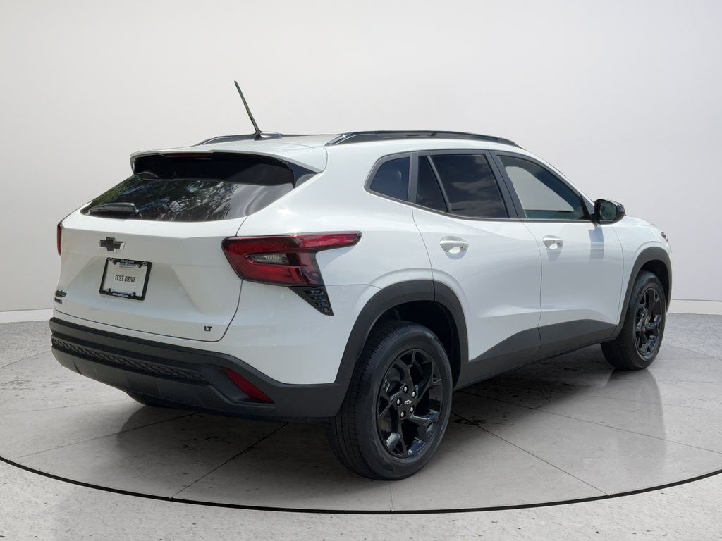New 2026 Chevrolet Trax LT w/ Driver Confidence Package FWD image 5