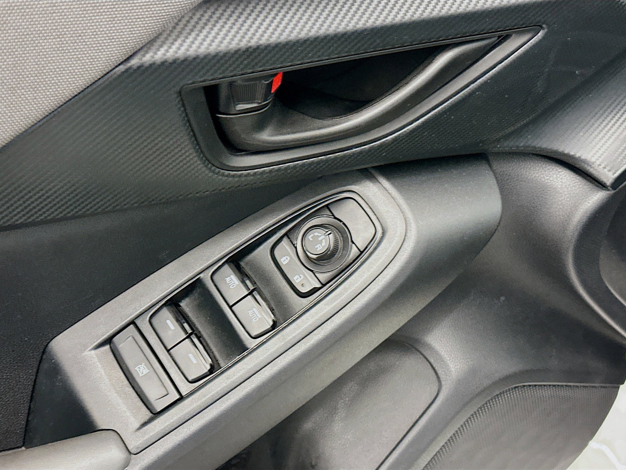 Used 2024 Subaru Crosstrek 2.0i Premium image 15