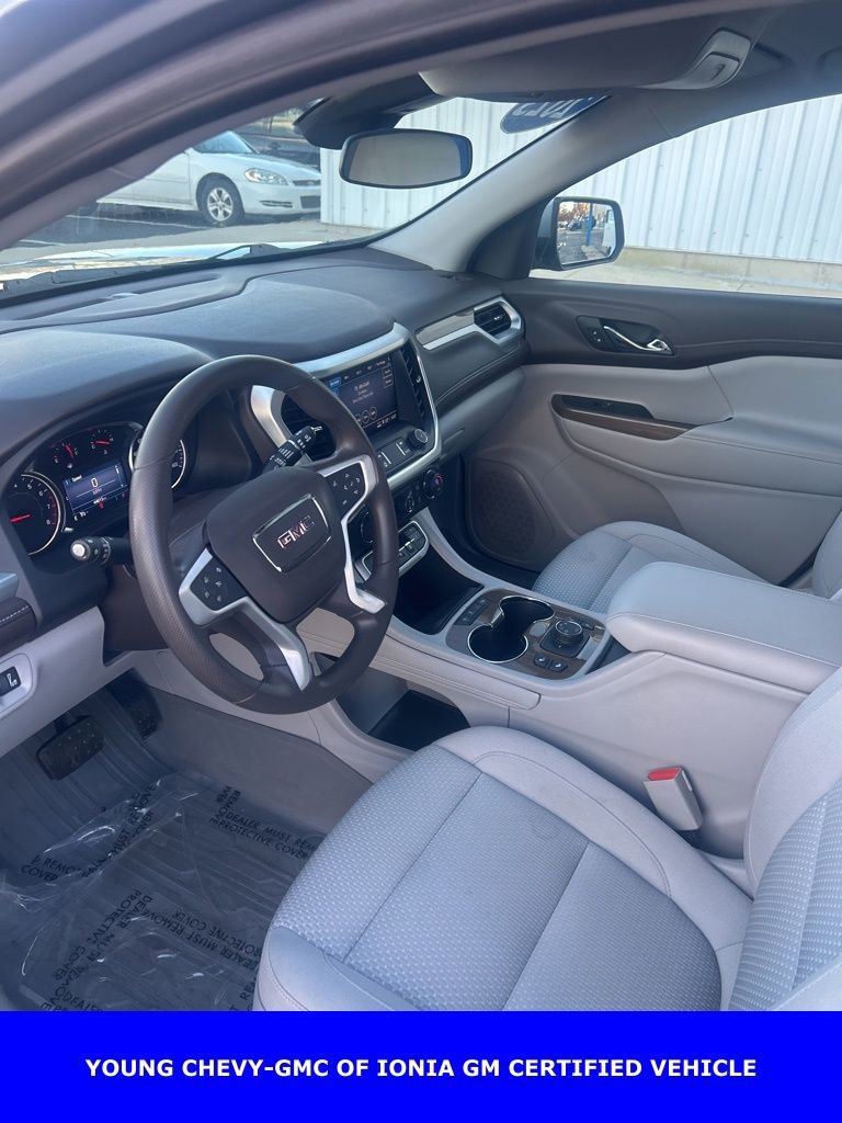 Certified 2023 GMC Acadia SLE w/ Driver Convenience Package image 12