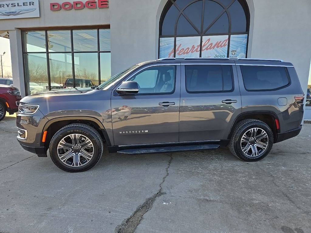 Used 2024 Jeep Wagoneer Series II image 5