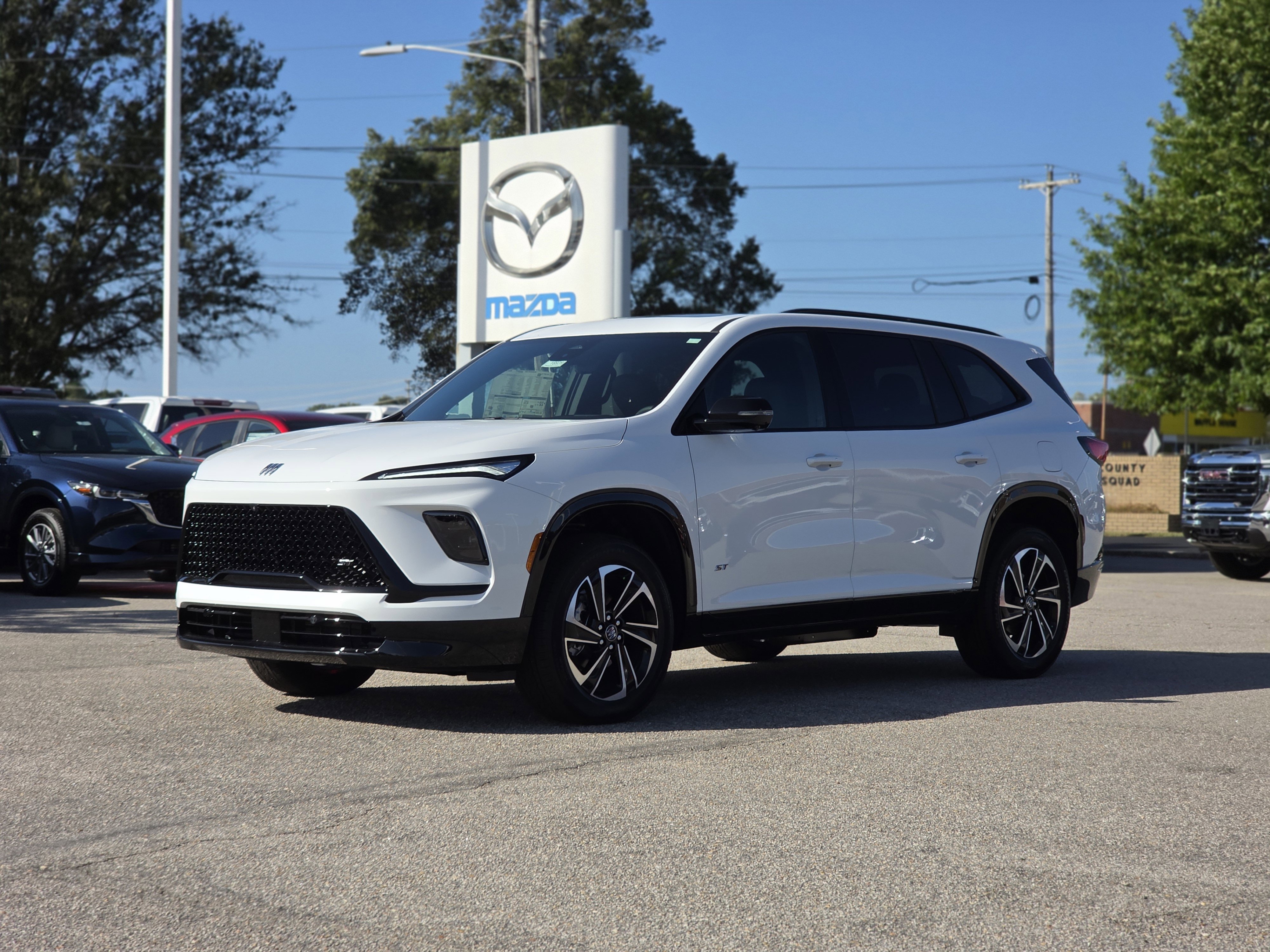 New 2026 Buick Enclave Sport Touring w/ Power Package FWD image 3
