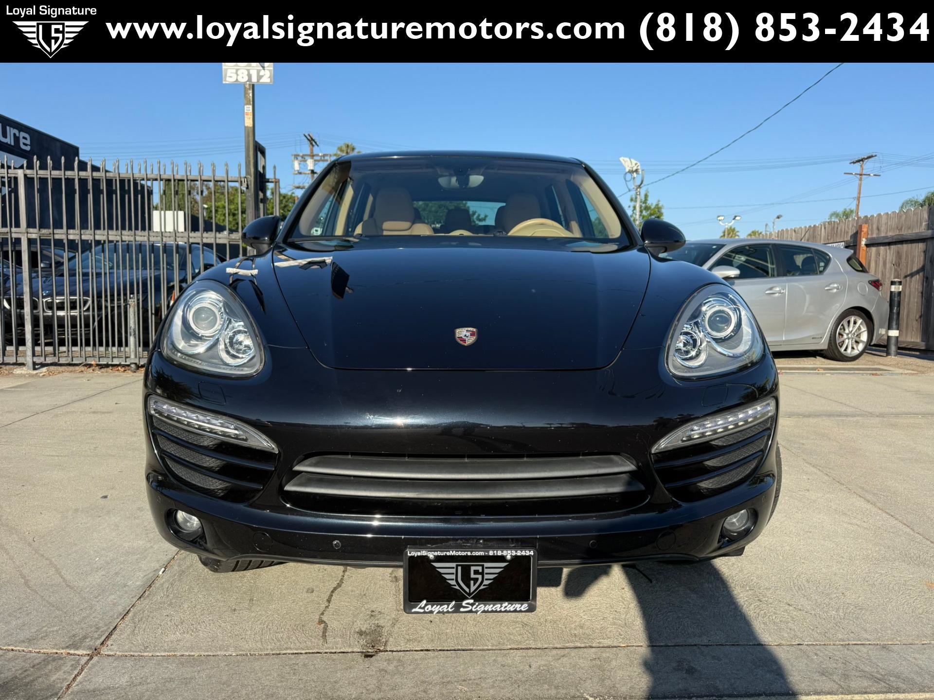 Used 2012 Porsche Cayenne AWD/4WD image 2