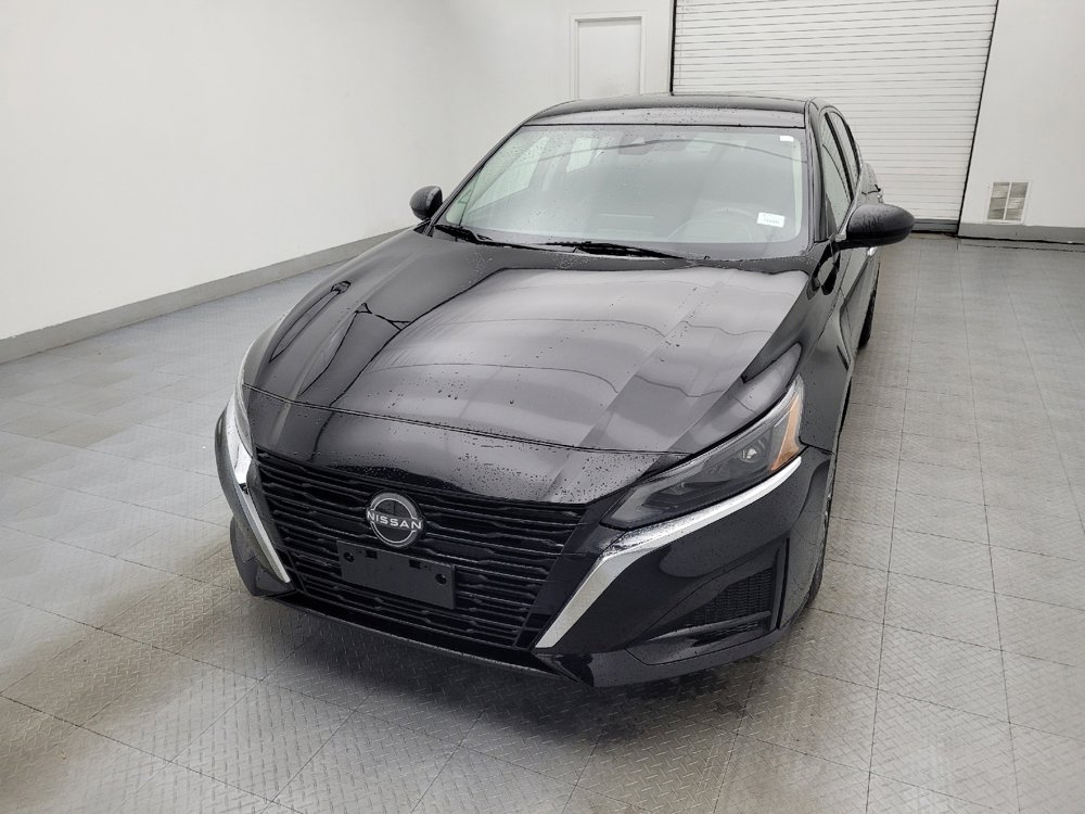 Used 2024 Nissan Altima 2.5 SV image 15