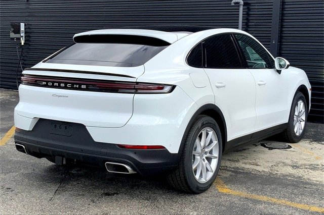 New 2026 Porsche Cayenne Coupe image 10