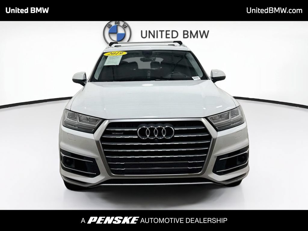 Used 2019 Audi Q7 3.0T Prestige AWD/4WD image 2