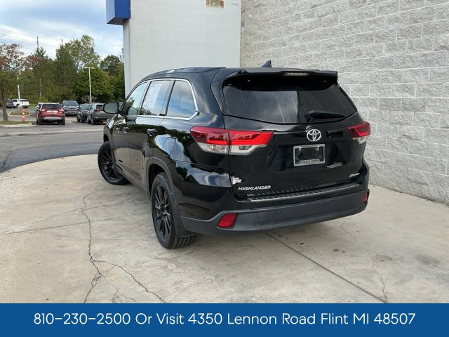 Used 2019 Toyota Highlander SE AWD/4WD image 10
