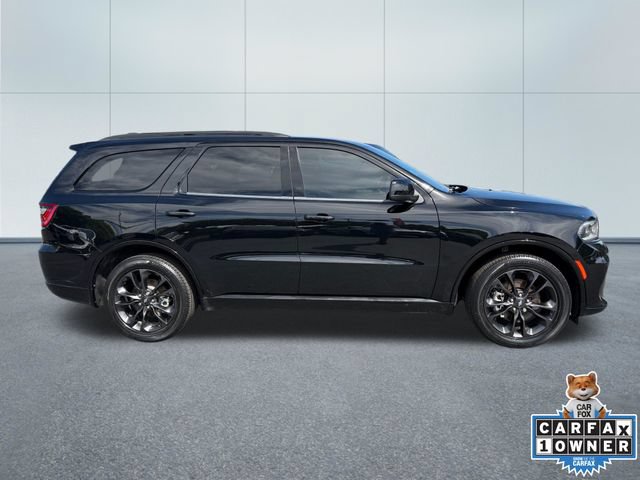 Used 2024 Dodge Durango SXT w/ SXT Blacktop Group RWD image 2