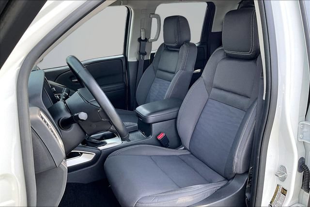 Used 2023 Nissan Frontier SV w/ SV Convenience Package AWD/4WD image 21