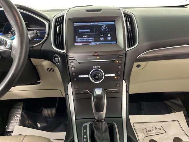 Used 2015 Ford Edge Titanium image 24