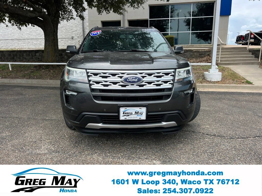 Used 2019 Ford Explorer XLT w/ Equipment Group 202A FWD image 2