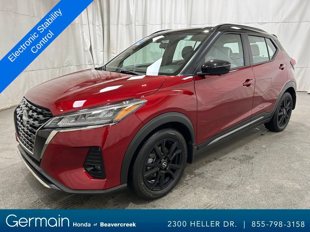 Used 2024 Nissan Kicks SR w/ SR Premium Package image 4